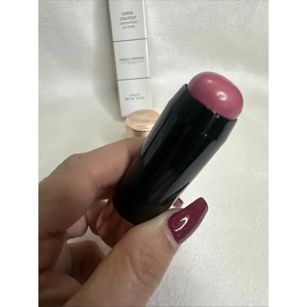 Merle Norman Cheek Crayon in BERRY... NEW IN BOX . See Pics